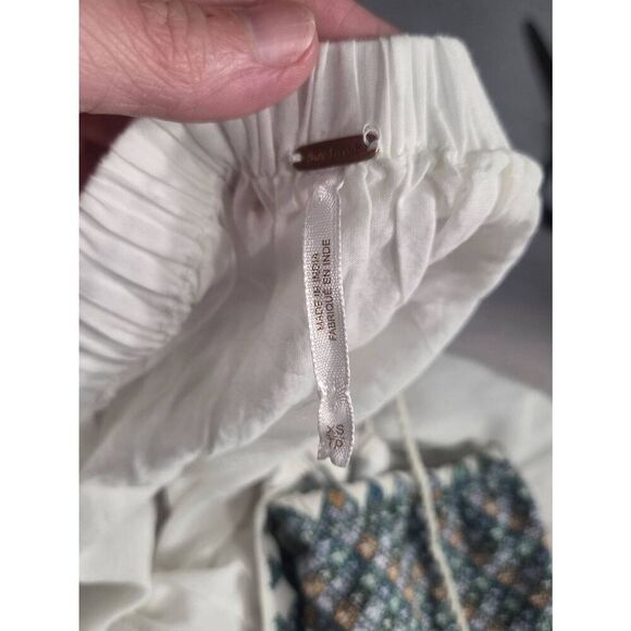 Free People Vacay Vibin Embroidered Off Shoulder Top Sz XS - Picture 6 of 10